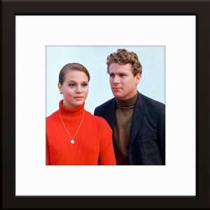   Leigh Taylor Young Ryan ONeal) Total Size 20x20 Inches Home