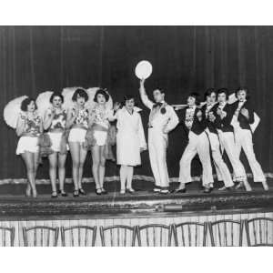  1925 photo Victor Gruen and unidentified woman on stage 