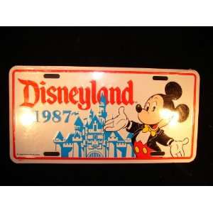  Disneyland 1987 Walt Disney Collector License Plate Mickey 