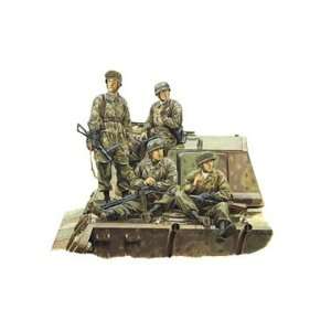  6113 1/35 3rd Fallschirmuager Division Ardennes 44 Toys 