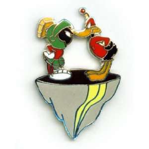   Tunes Marvin the Martian and Daffy Duck Face Off Pin 