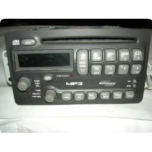  Radio  GRAND AM 04 05 AM FM stereo CD player programmable 